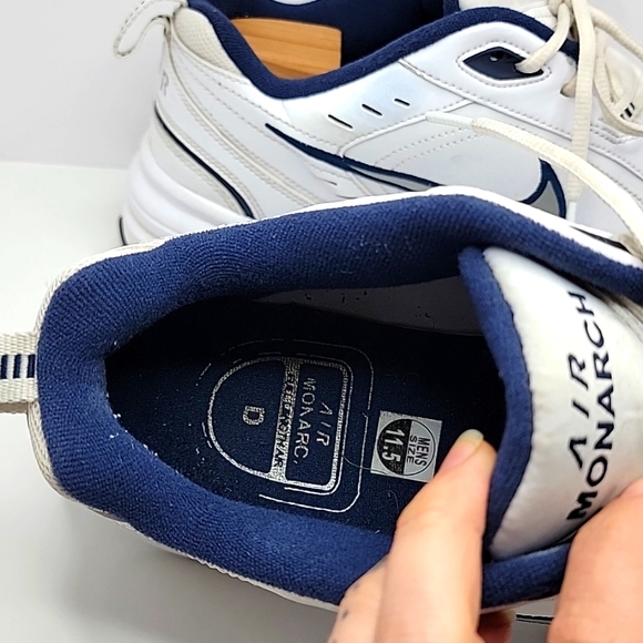 Nike | Air Monarch IV white/navy low top sneakers | MENS 11.5 - Picture 5 of 10